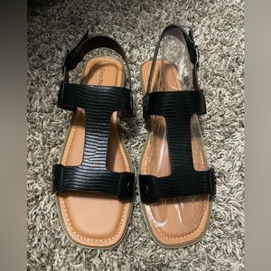 Pierre Dumas Sandals